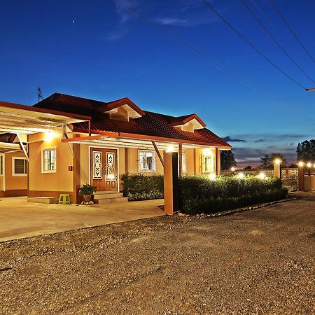 Rojanavee Resort ناخون نايوك المظهر الخارجي الصورة