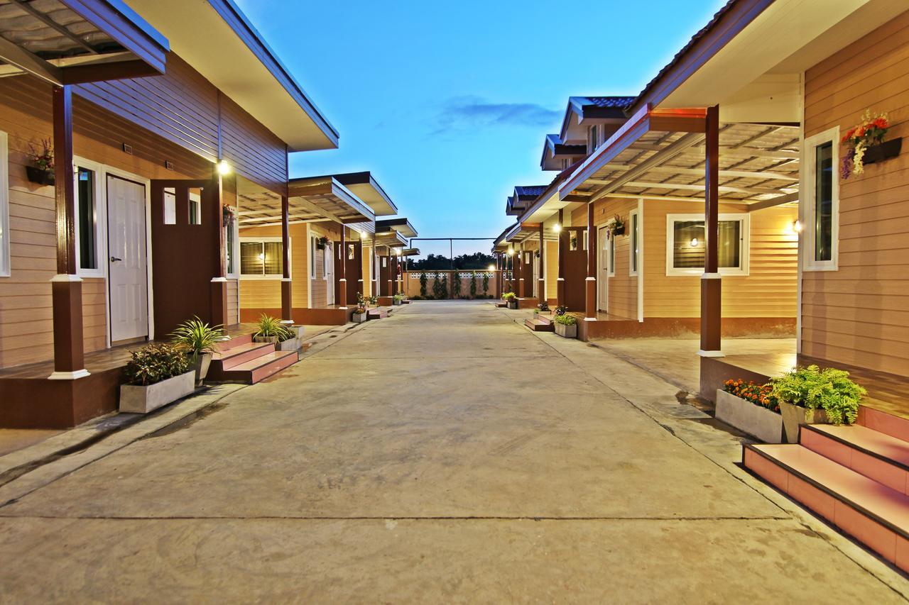 Rojanavee Resort ناخون نايوك المظهر الخارجي الصورة